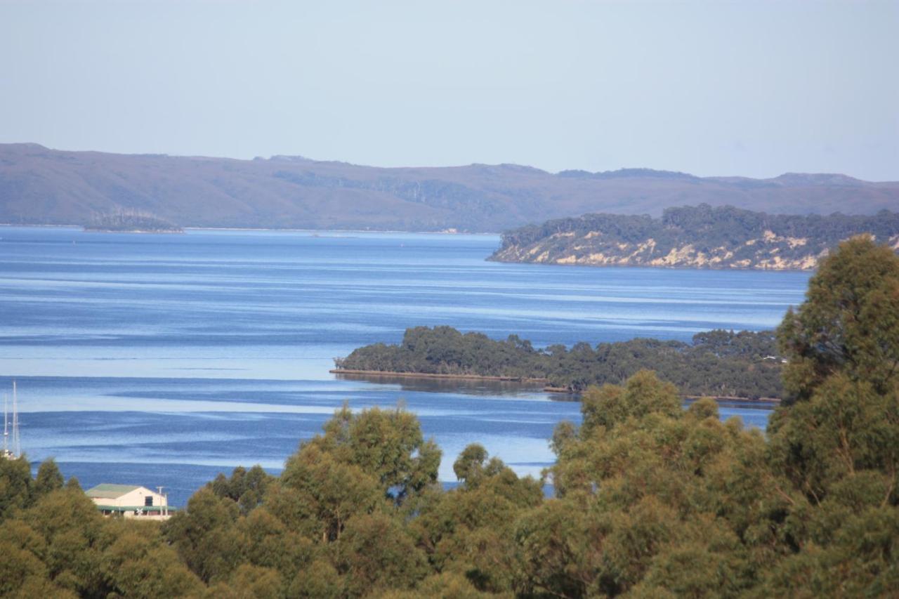 Harbour Lookout Villa Strahan Dış mekan fotoğraf